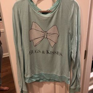 Wildfox jumper hugs and kisses